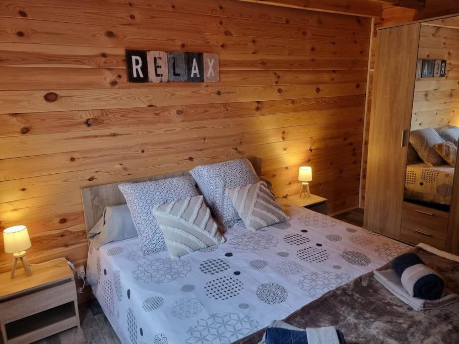 Chalet Pilotis Sur Etang, Au De Chaumecon *